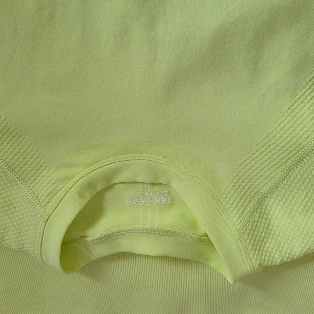 Tek Gear Workout Set- New w/o Tags - Picture 6 of 7